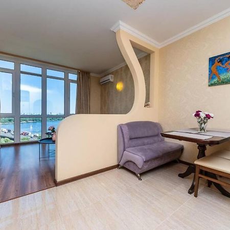 Apartments With Crazy Panoramic View Of The Dniepr Κίεβο Εξωτερικό φωτογραφία