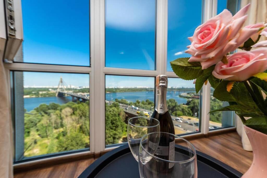 Apartments With Crazy Panoramic View Of The Dniepr Κίεβο Εξωτερικό φωτογραφία