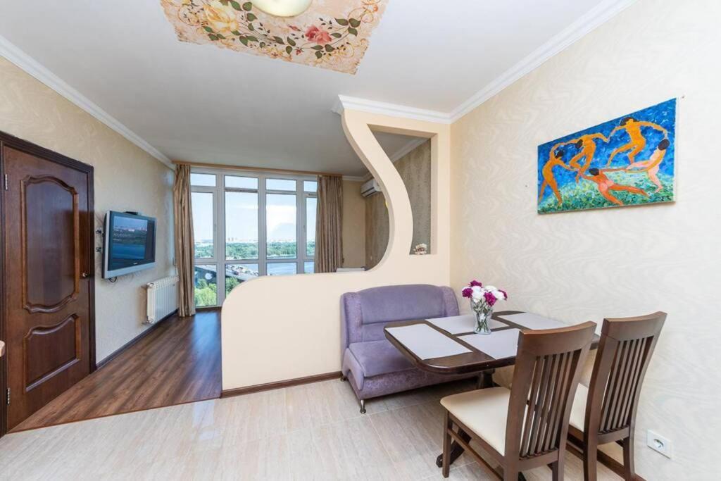 Apartments With Crazy Panoramic View Of The Dniepr Κίεβο Εξωτερικό φωτογραφία