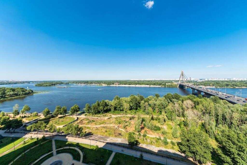 Apartments With Crazy Panoramic View Of The Dniepr Κίεβο Εξωτερικό φωτογραφία